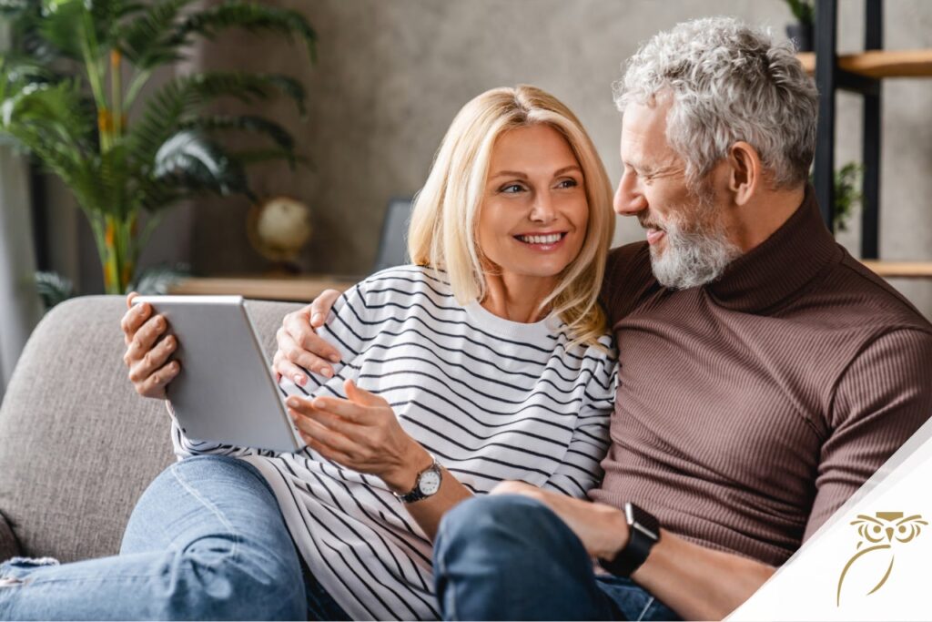 In this guide, explore ways to develop retirement income strategies for couples who plan to retire at different times or ages.
